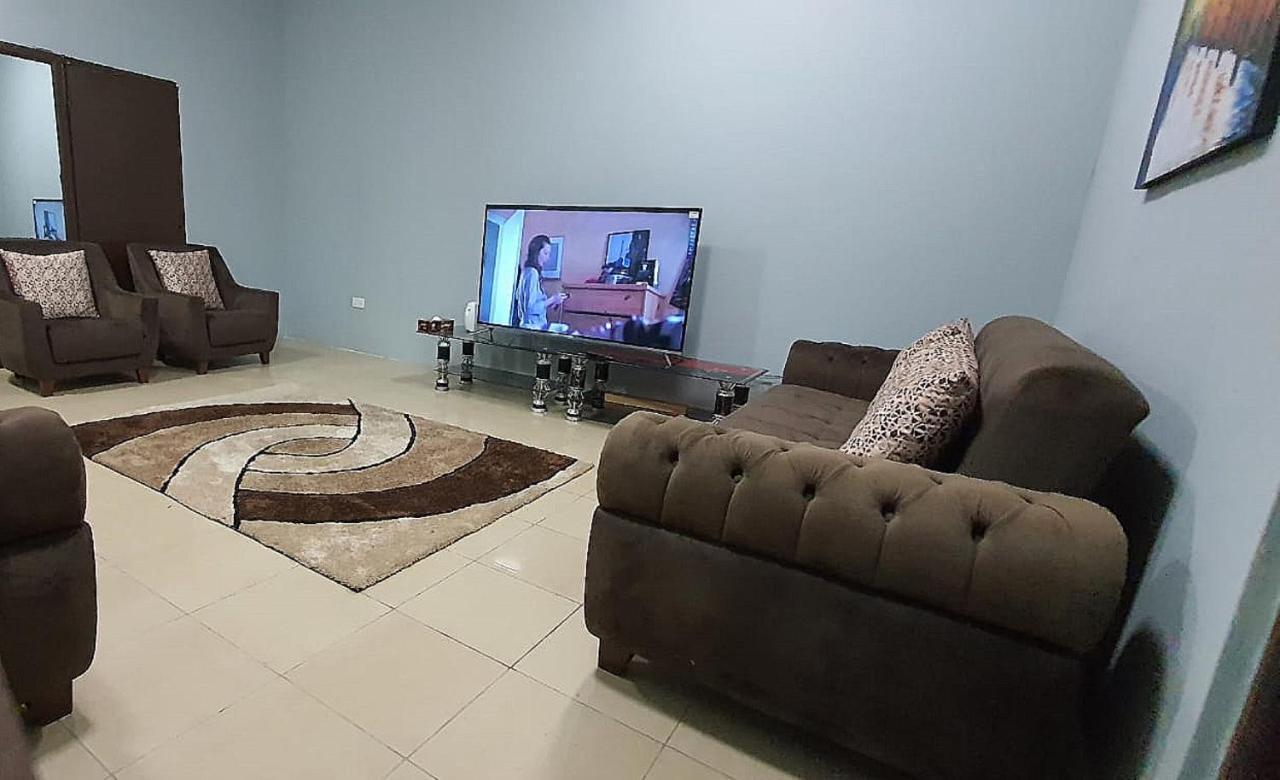 אקרה Legon City Mall Short Stay Apartments For Business And Vacation - East Legon מראה חיצוני תמונה