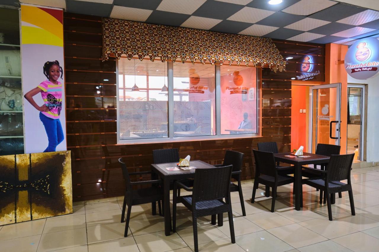 אקרה Legon City Mall Short Stay Apartments For Business And Vacation - East Legon מראה חיצוני תמונה